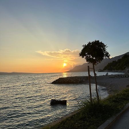 Apartmani Jurica I Ankica Brela Exteriér fotografie