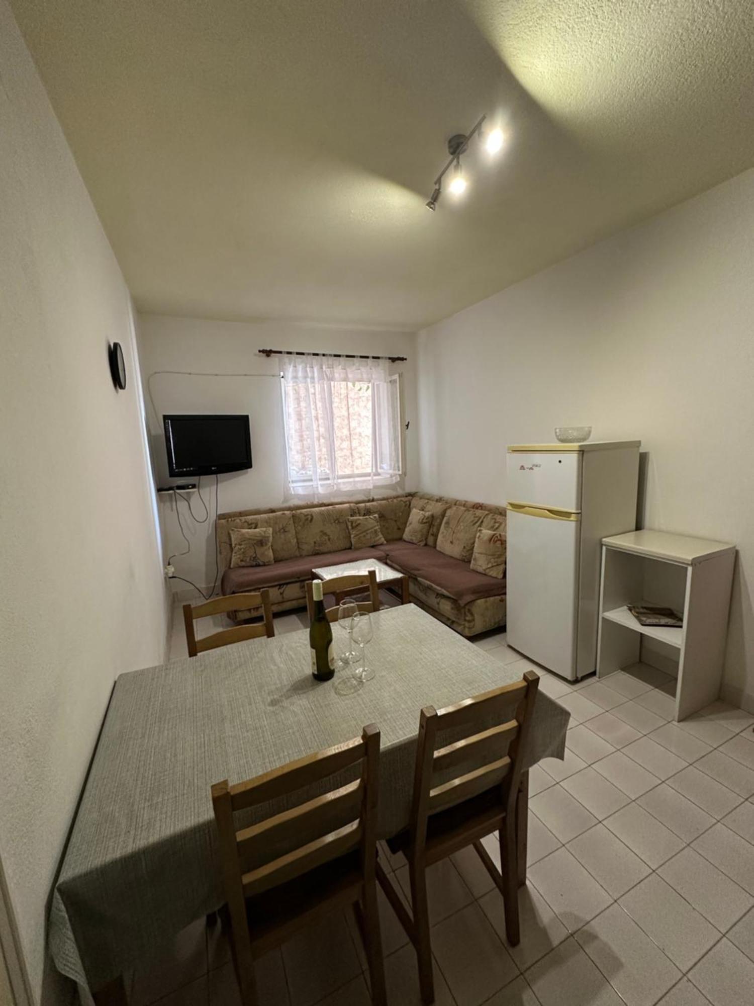Apartmani Jurica I Ankica Brela Exteriér fotografie