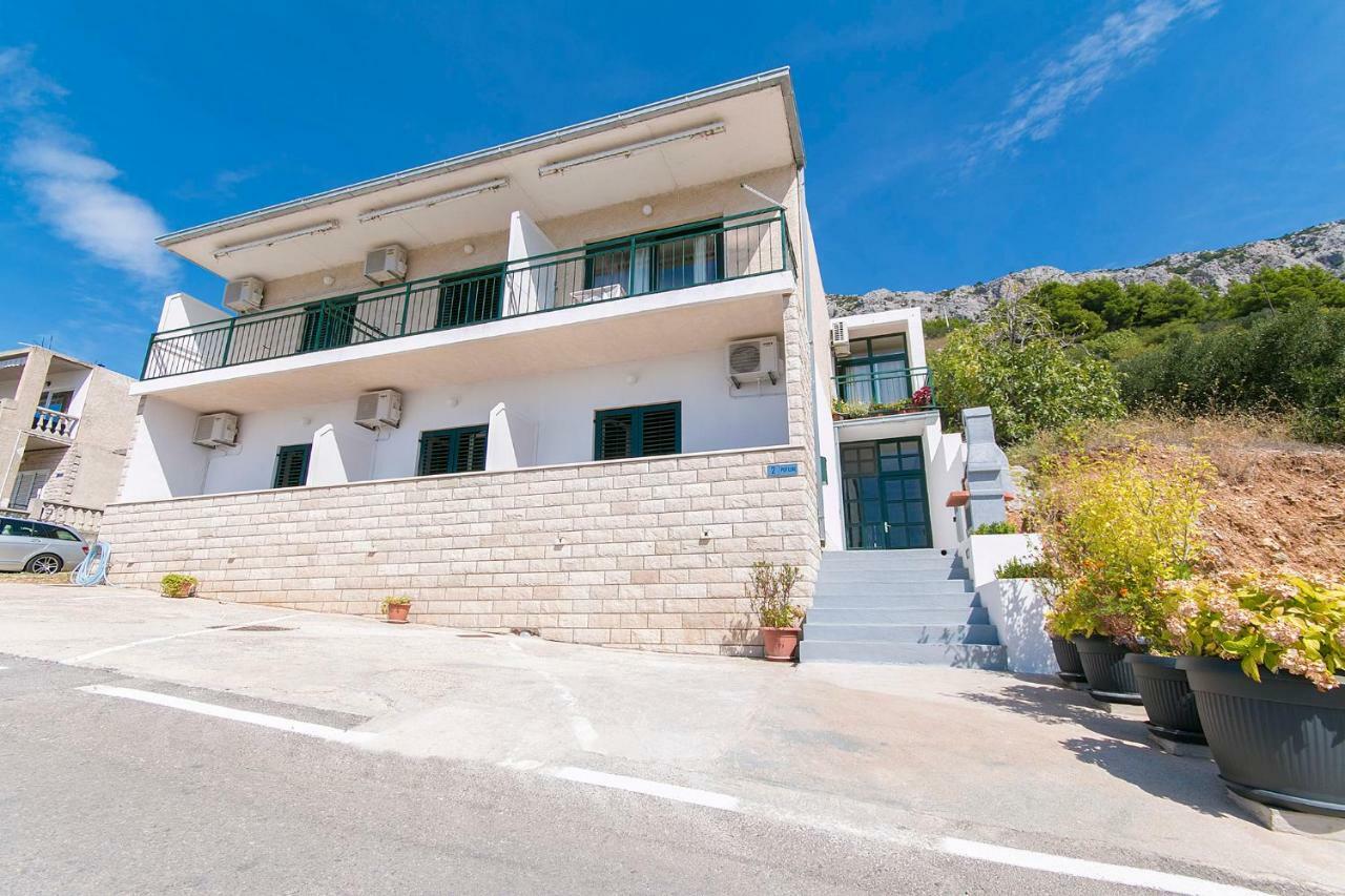 Apartmani Jurica I Ankica Brela Exteriér fotografie