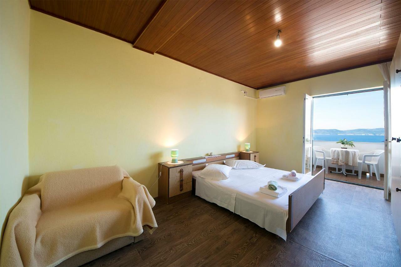 Apartmani Jurica I Ankica Brela Exteriér fotografie